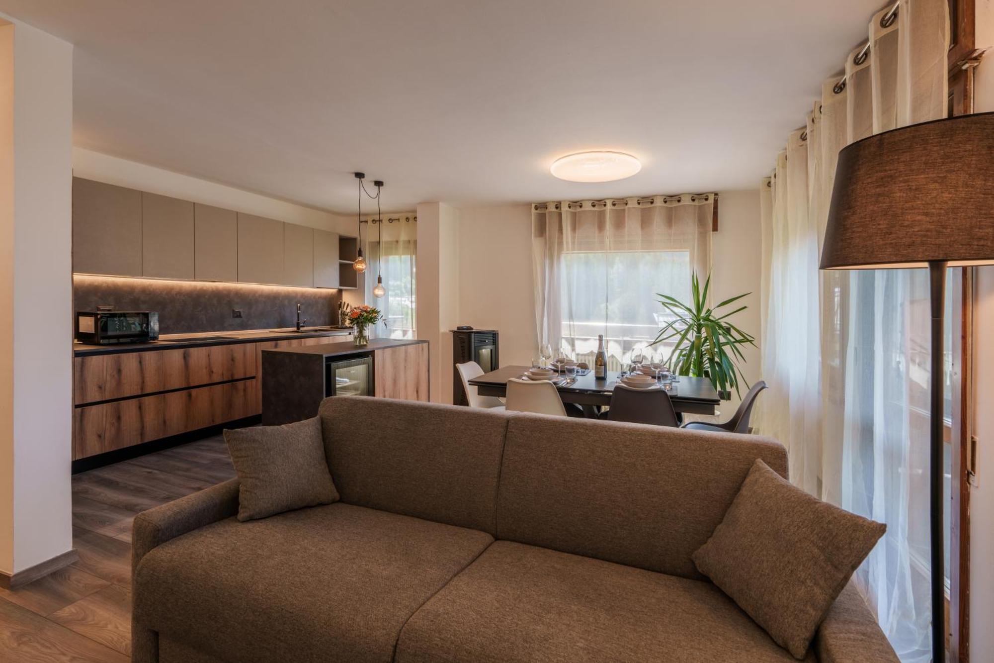 Area Apartments Madonna Di Campiglio Exterior photo